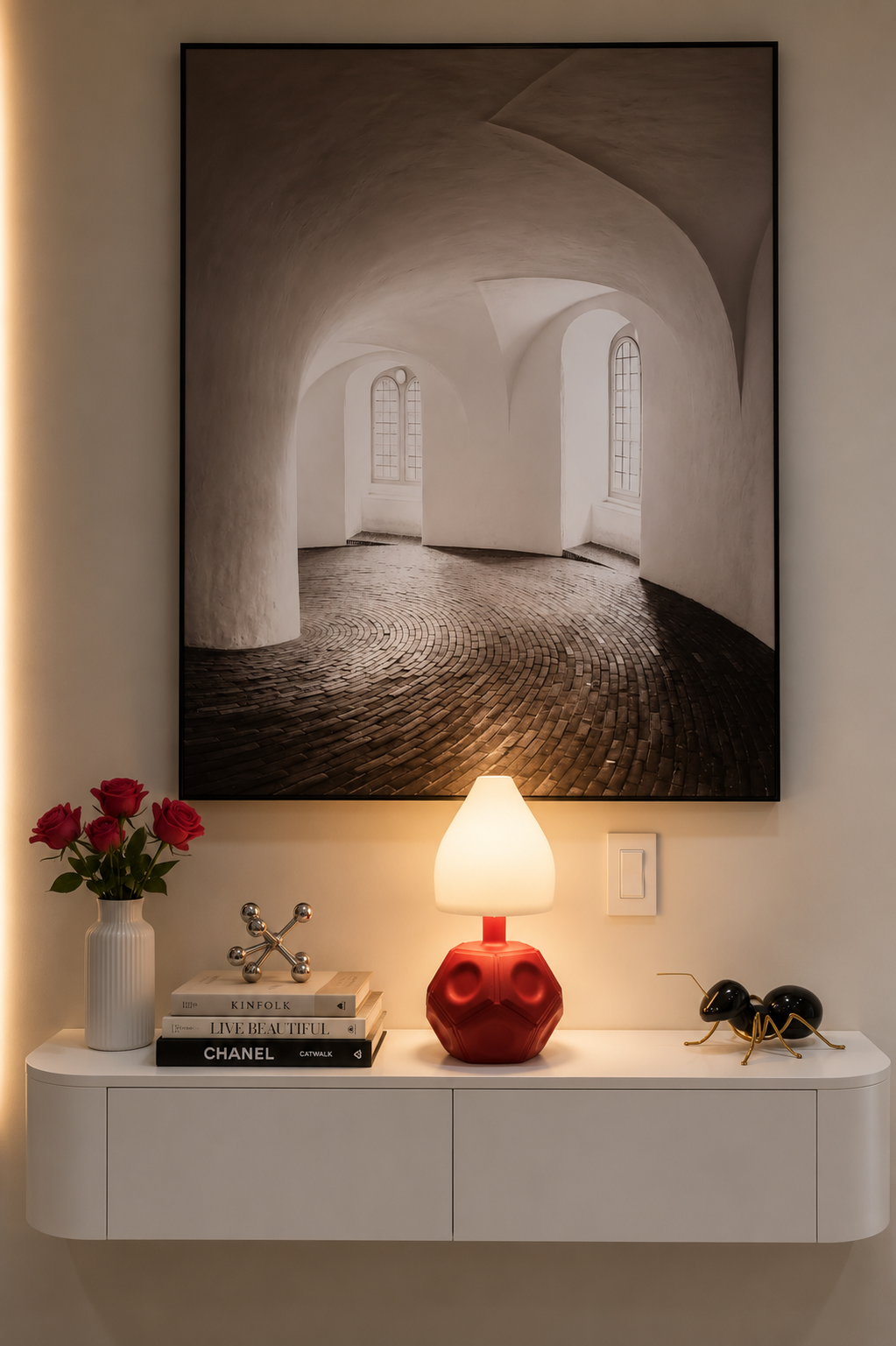 Roberta Lamp - Green and Red color options