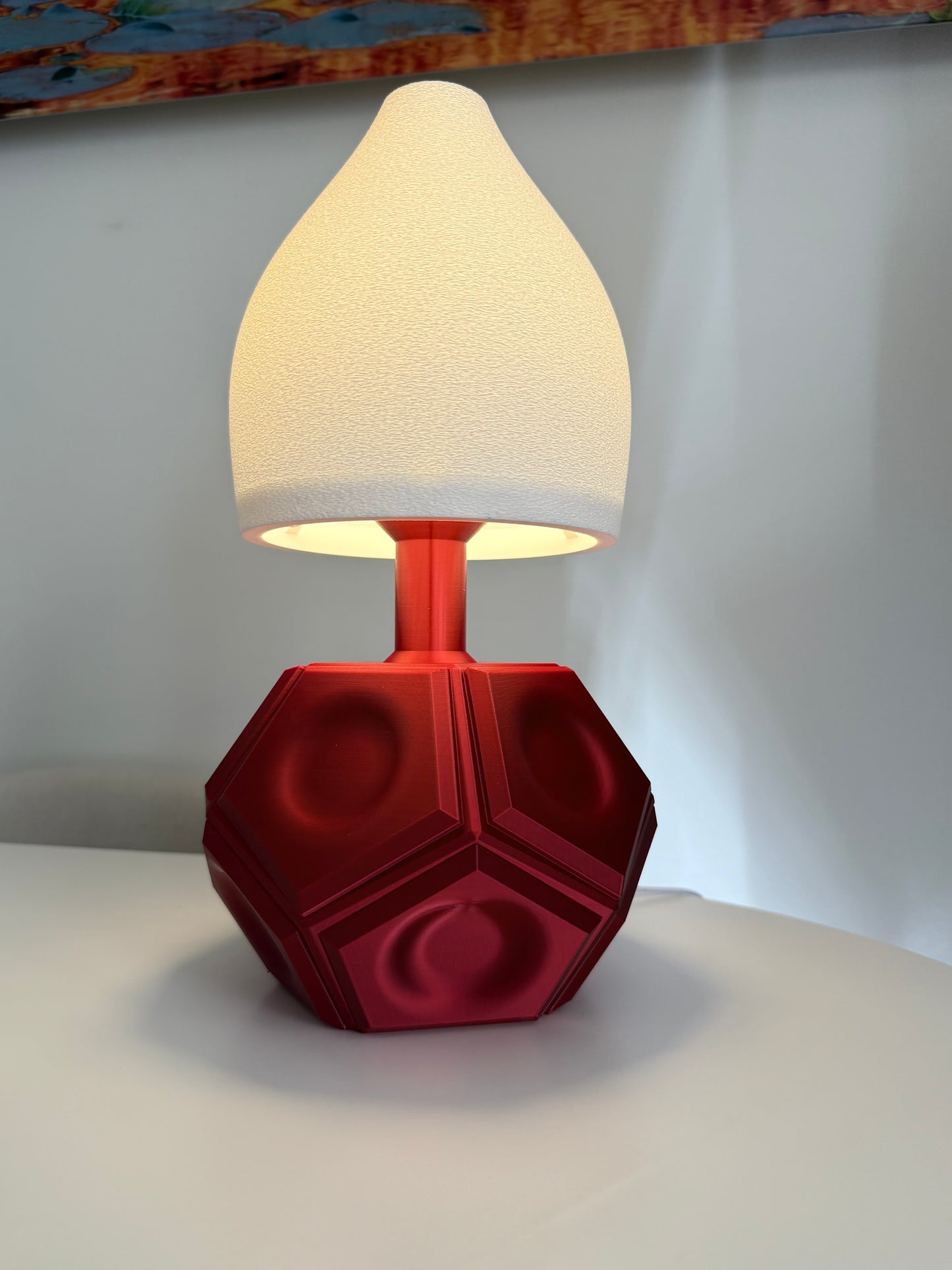 Roberta Lamp - Touch dimming feature