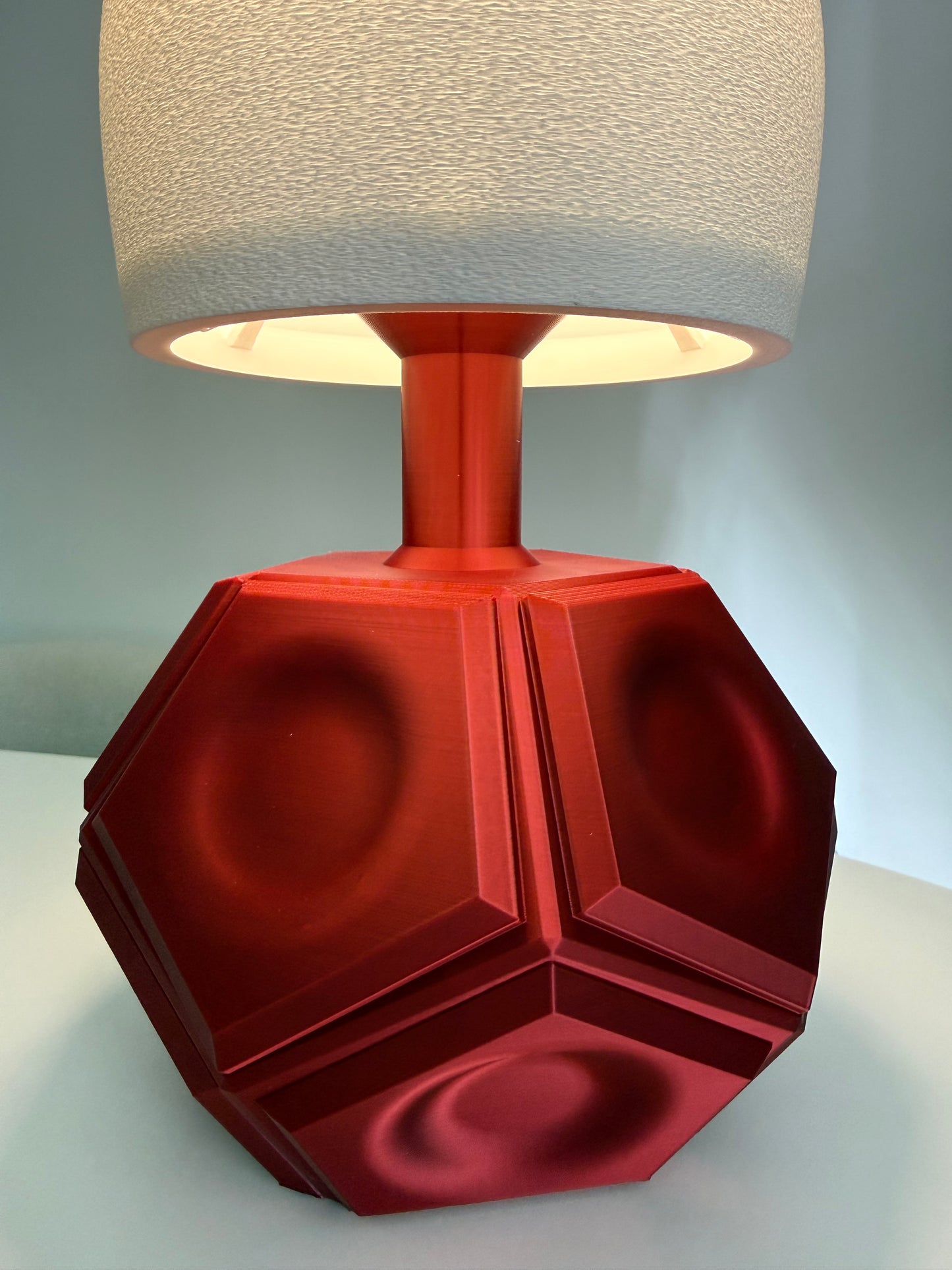 Roberta Lamp - Close-up detail