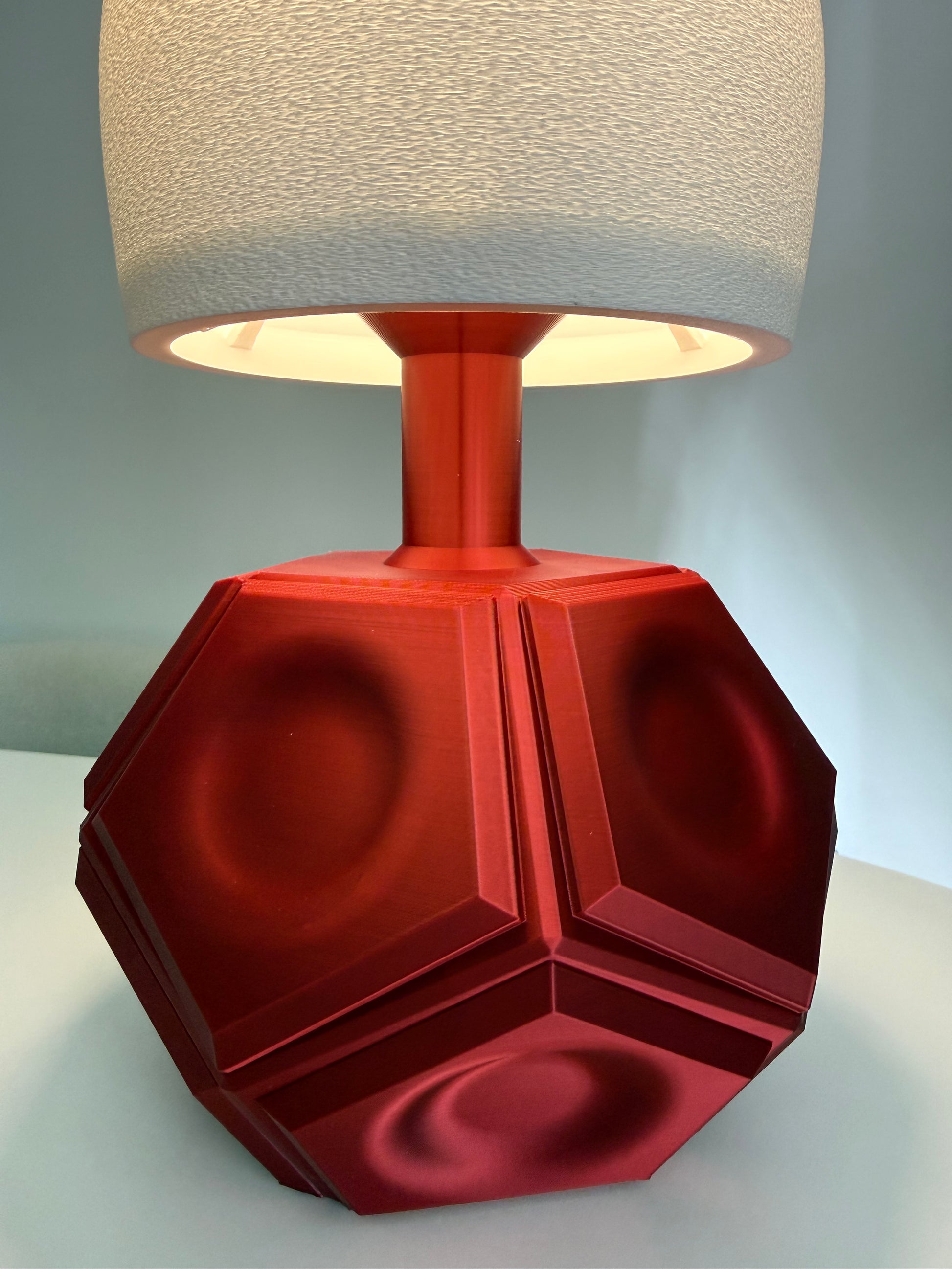Roberta Lamp - Close-up detail