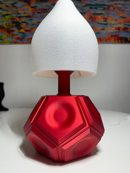 Roberta Lamp - USB-C charging port