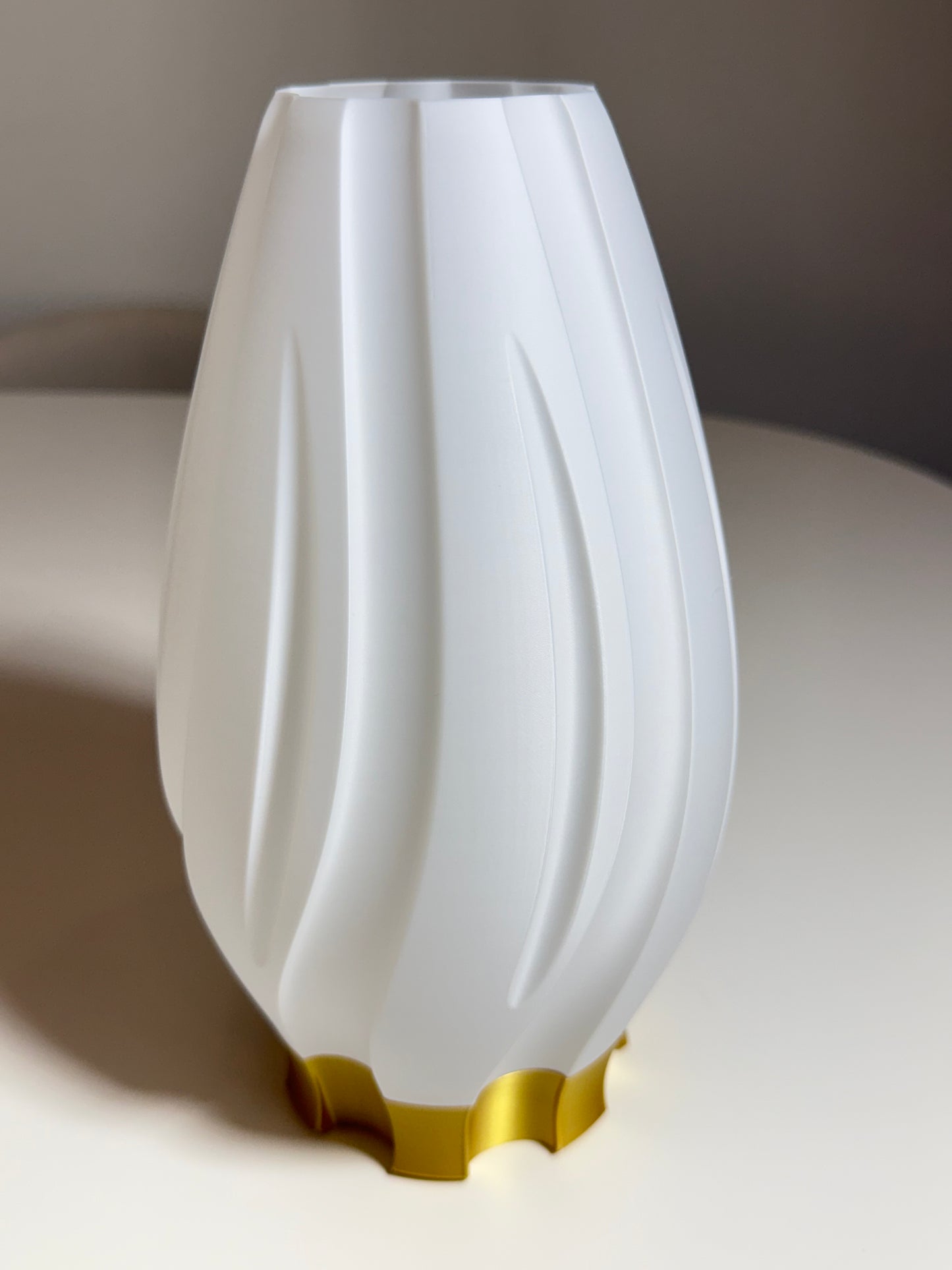 Decorative Table Lamp - Living room shelf decor