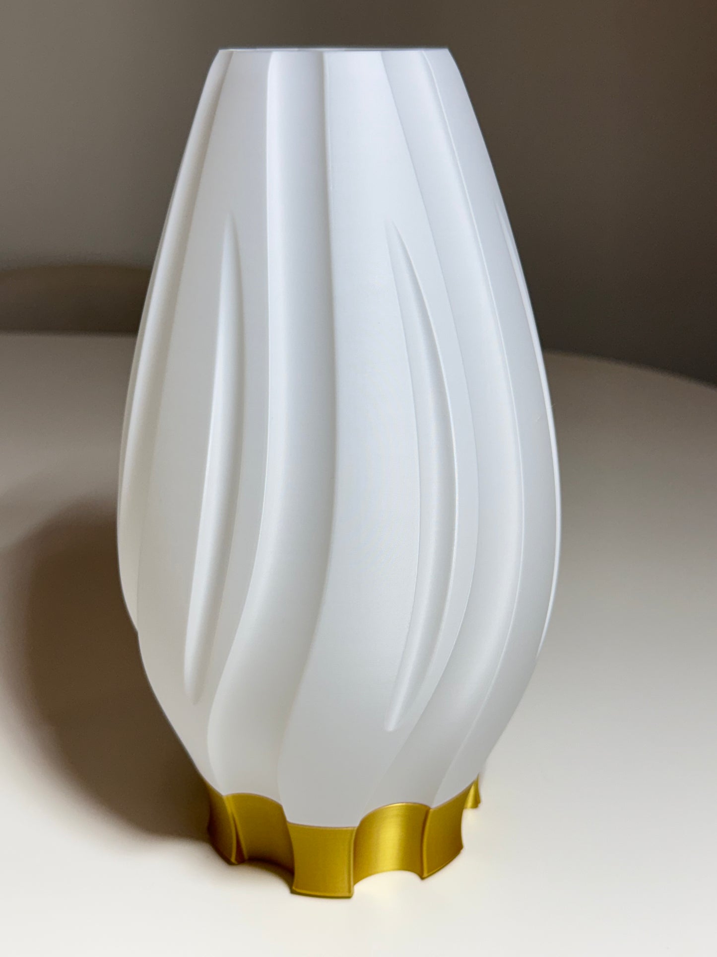 Decorative Table Lamp - Color options Gold and Black